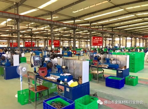 执行会长李强走访重庆巨源不锈钢梁平工厂，并参观智博会源巨源不锈钢水管展台